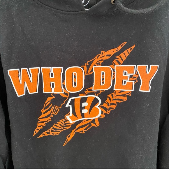 Men's XL Hooded Sweatshirt - Black with Who Dey Bengals Logo - Picture 4 of 4
